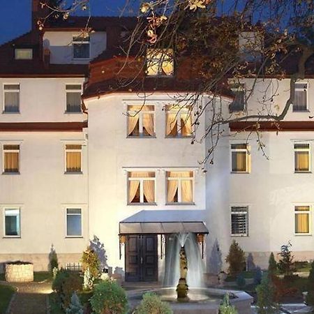 Viilla Rezidence Bed & Breakfast Kudowa-Zdrój Exterior foto