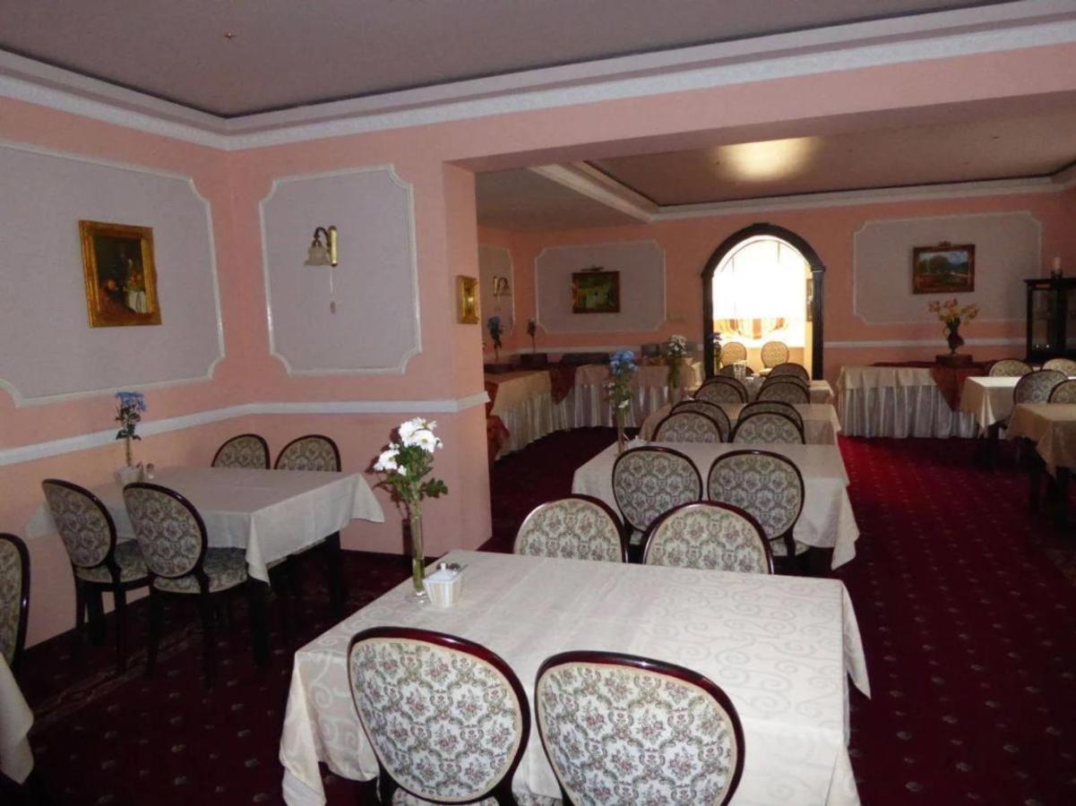 Viilla Rezidence Bed & Breakfast Kudowa-Zdrój Exterior foto